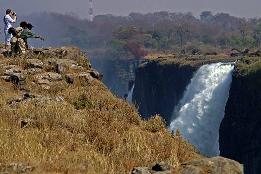 013_DG05_ZIM_VICFALLS015