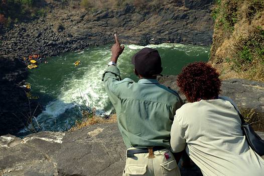 025_DG05_ZIM_VICFALLS016