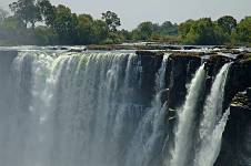 Zimbabwe

Victoria Falls

September 2005

Foto: David Gannon

E-mail: David.Gannon@gmx.de