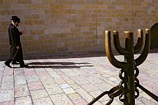 Klagemauer, Jerusalem.<br><br>Juli 2004.<br><br>Photograph: David Gannon<br><br>E-mail: David.Gannon@gmx.de