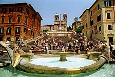 Rom, Italien. <br>Spanische Treppe.<br>Juni 2003.<br><br>Photograph: David Gannon<br><br>E-mail: David.Gannon@gmx.de
